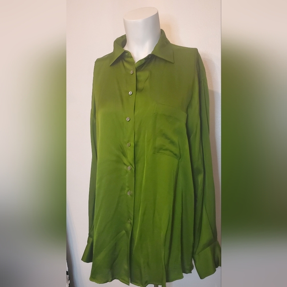 Zara Tops - ZARA - WOMEN- size M- oversize blouse 100% viscose Button Down